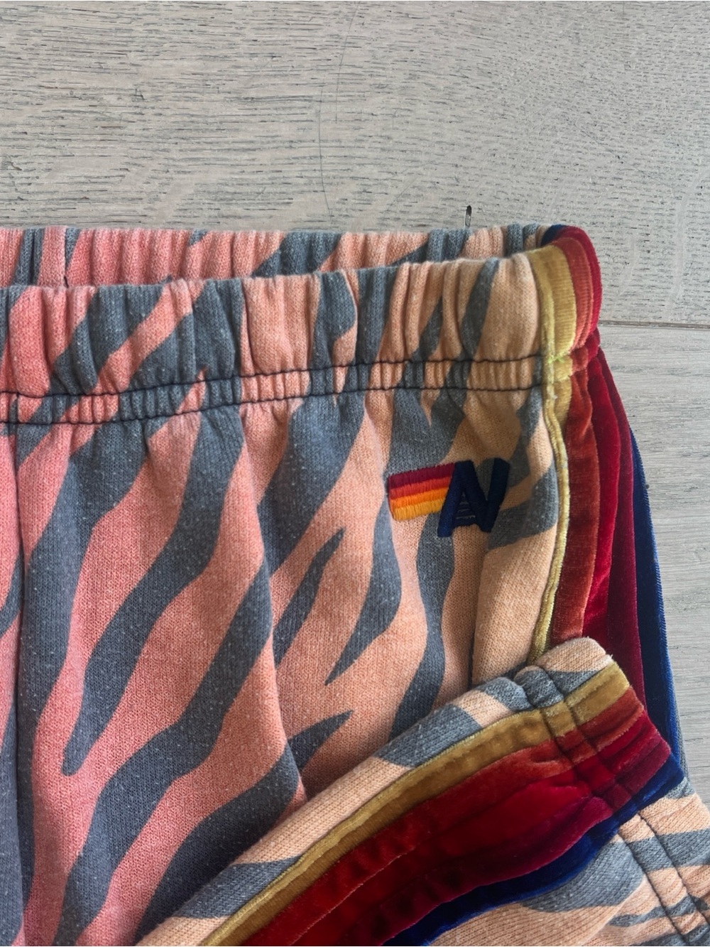 Aviator Nation Women’s Size XS Zebra-Stripe Joggers Sweatpants Velour Stripe - Picture 2 of 7